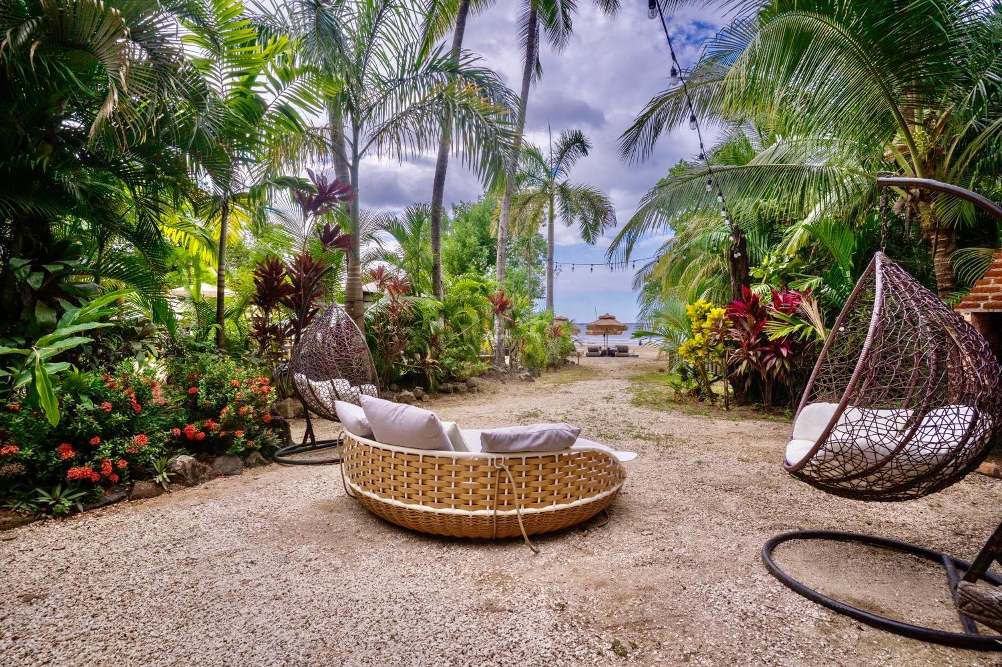 Ocho Artisan Bungalows (Adults Only) Tamarindo Eksteriør billede