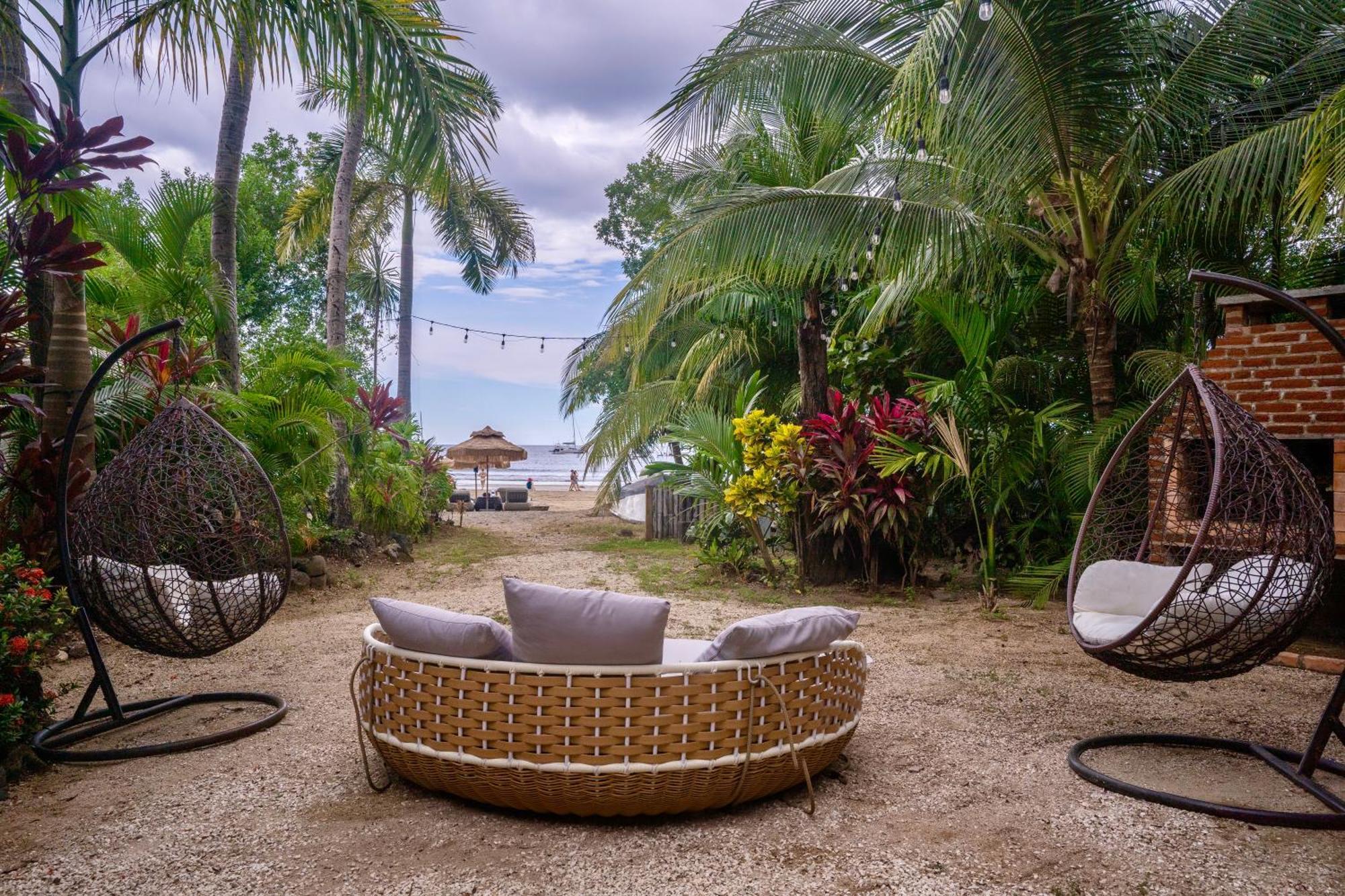 Ocho Artisan Bungalows (Adults Only) Tamarindo Eksteriør billede