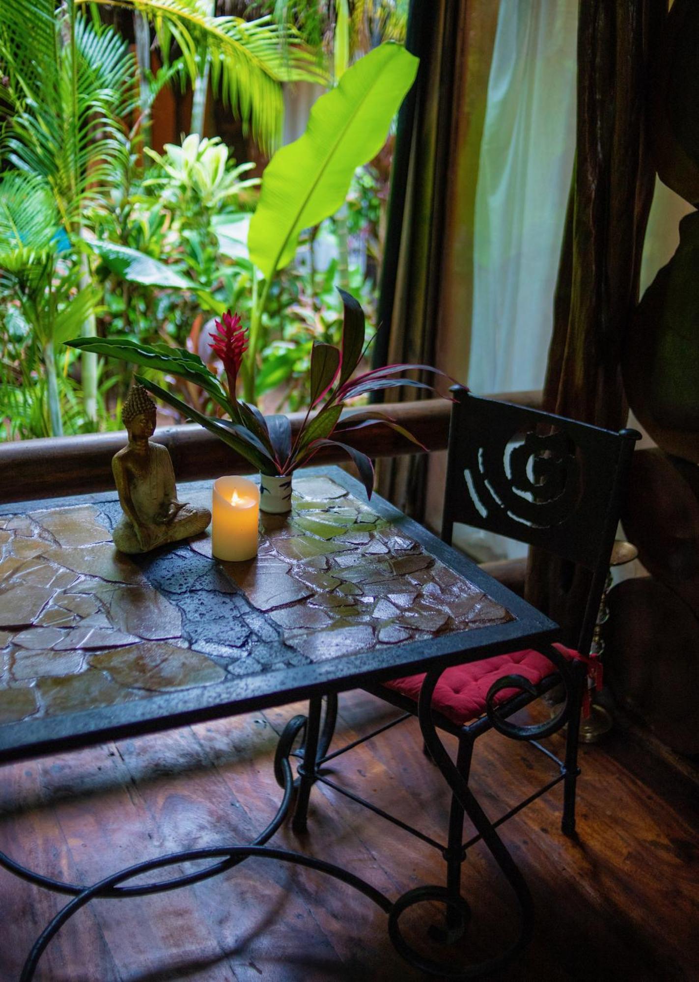 Ocho Artisan Bungalows (Adults Only) Tamarindo Eksteriør billede